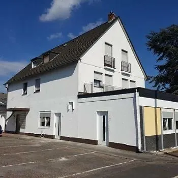 Gaestezimmer Zum Neuenhof location
