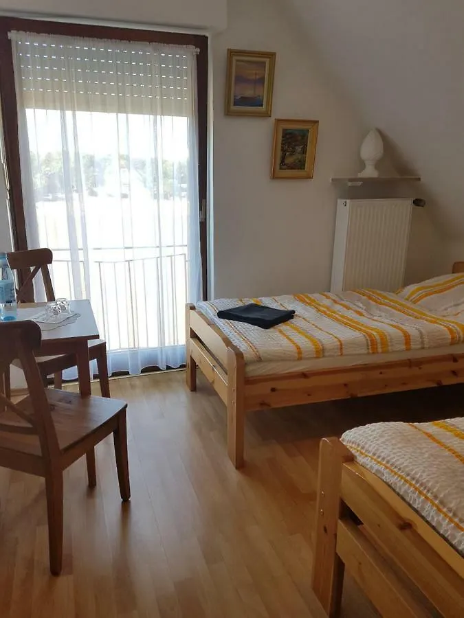 Kwatera prywatna Gastezimmer Zum Neuenhof Kolonia